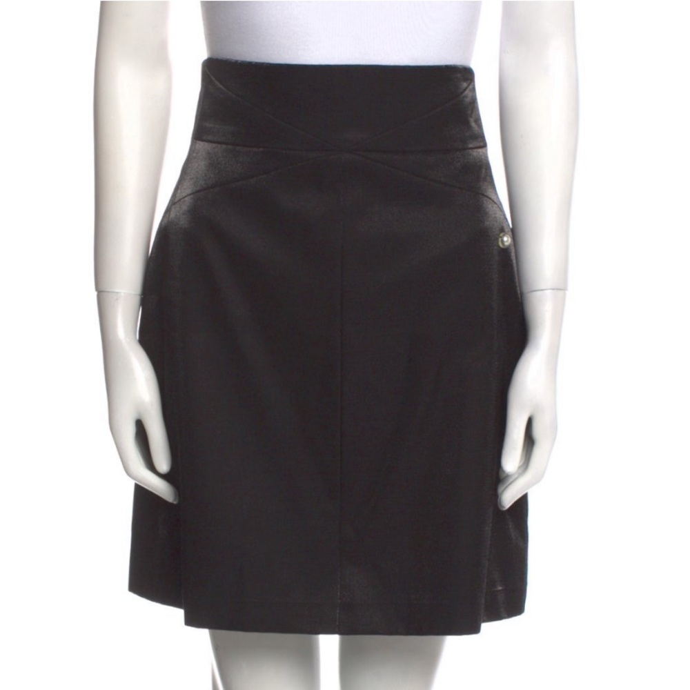 SOLD*** Chanel Spring 2018 skirt sz FR38